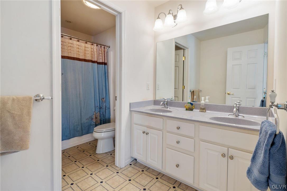 6504 Stationview West