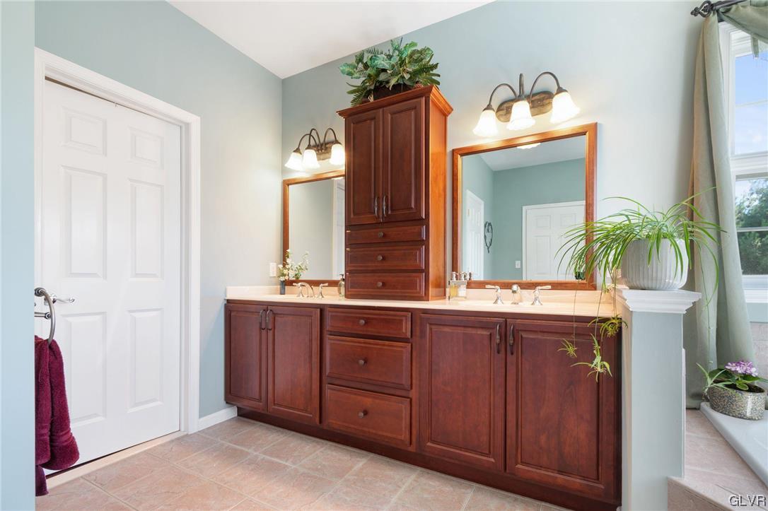 6504 Stationview West