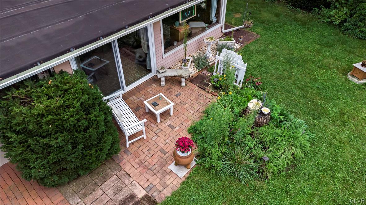 6175 Weaversville Road
