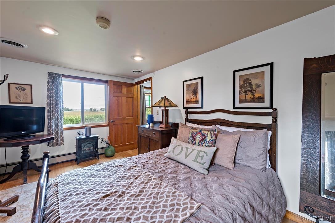 6175 Weaversville Road