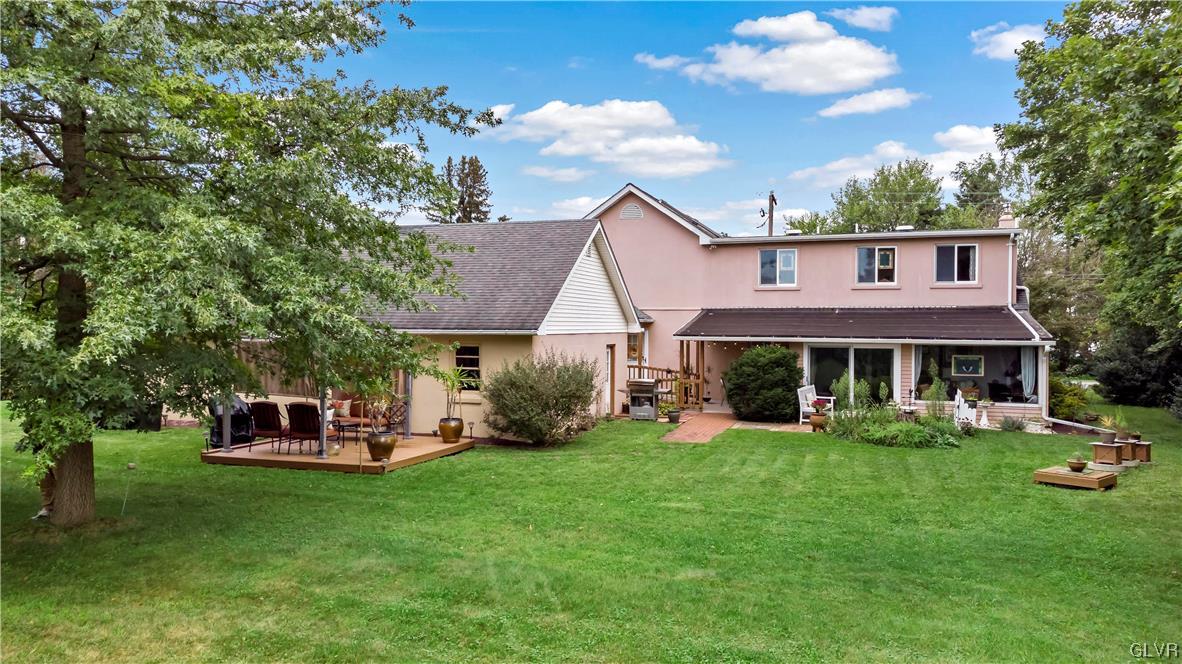 6175 Weaversville Road