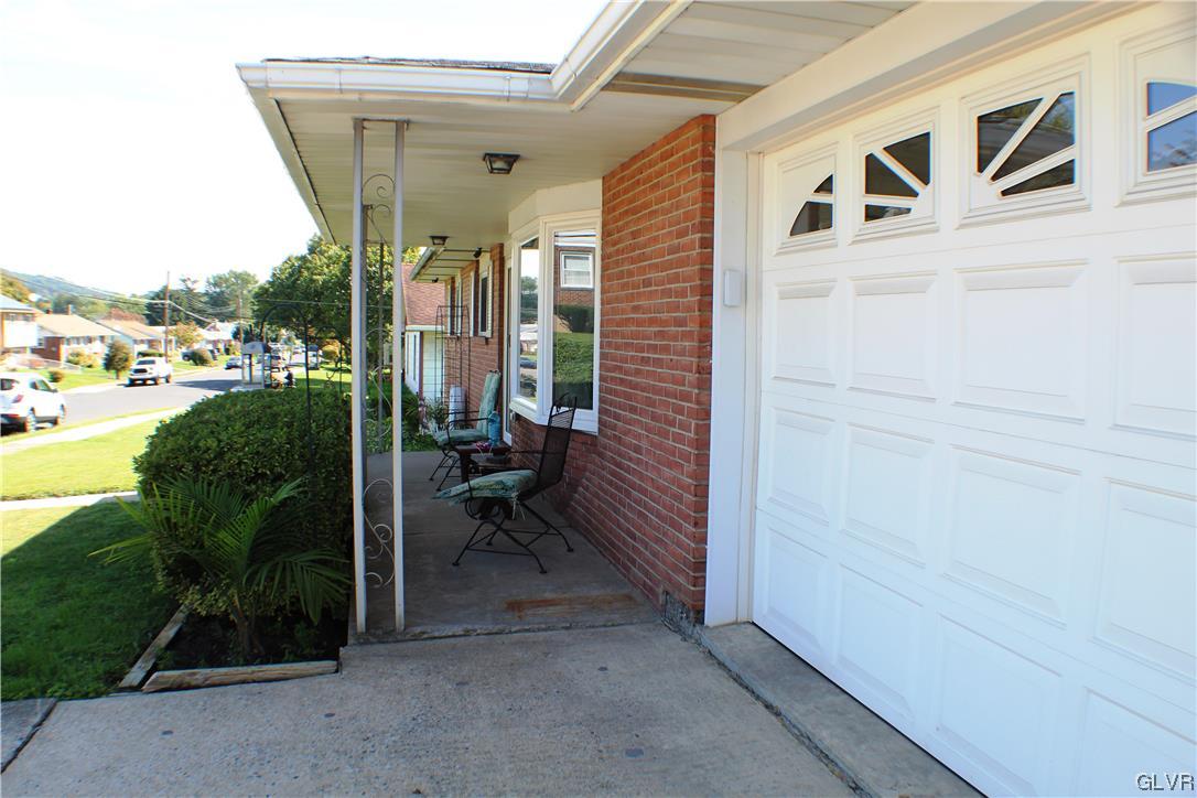 324 West Montgomery Street