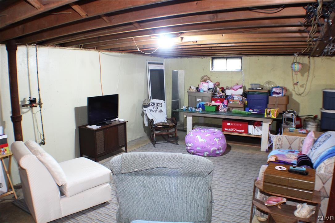 324 West Montgomery Street