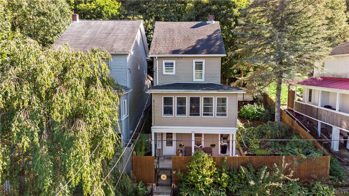 427 East Railroad Street