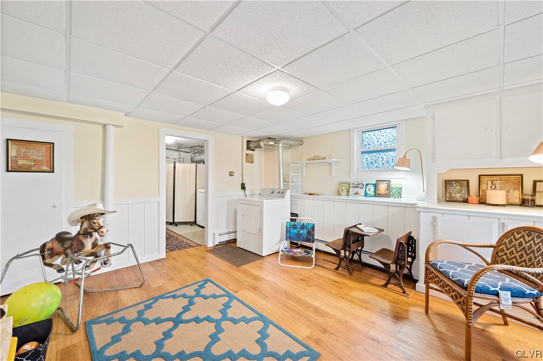 427 East Railroad Street