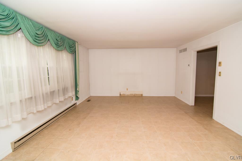 6464 Chestnut Hill Road