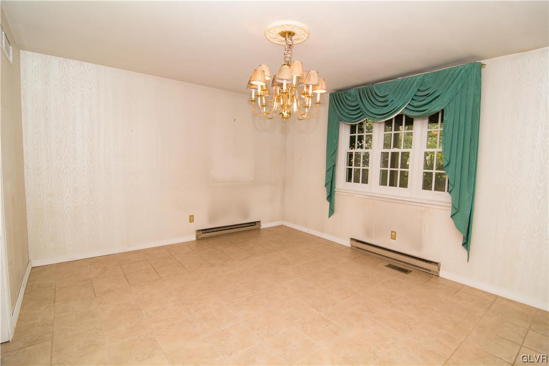 6464 Chestnut Hill Road