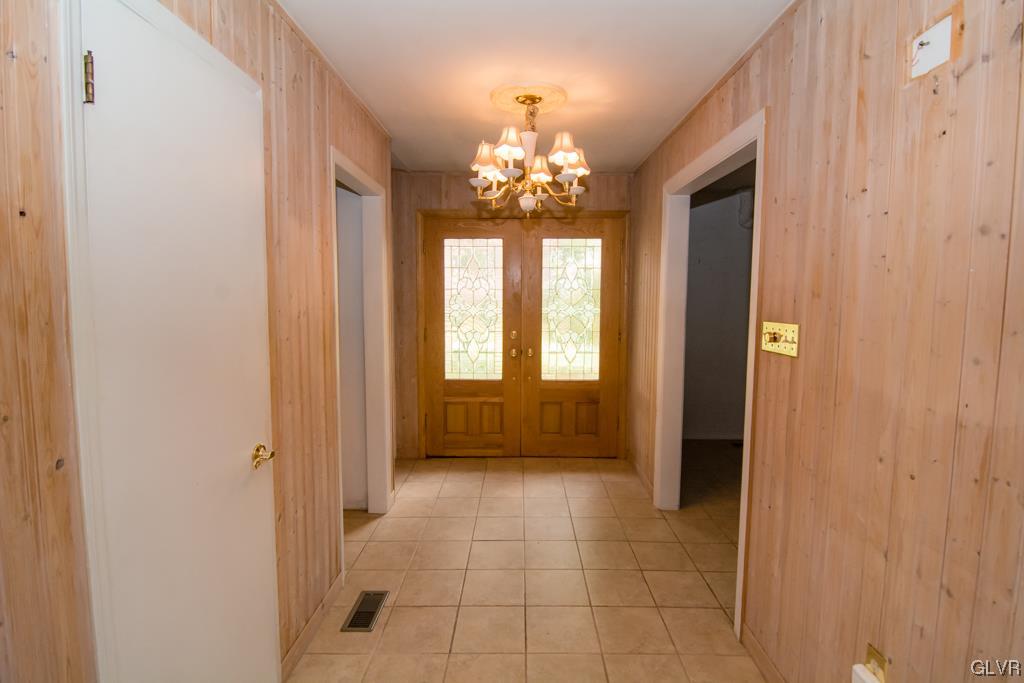 6464 Chestnut Hill Road