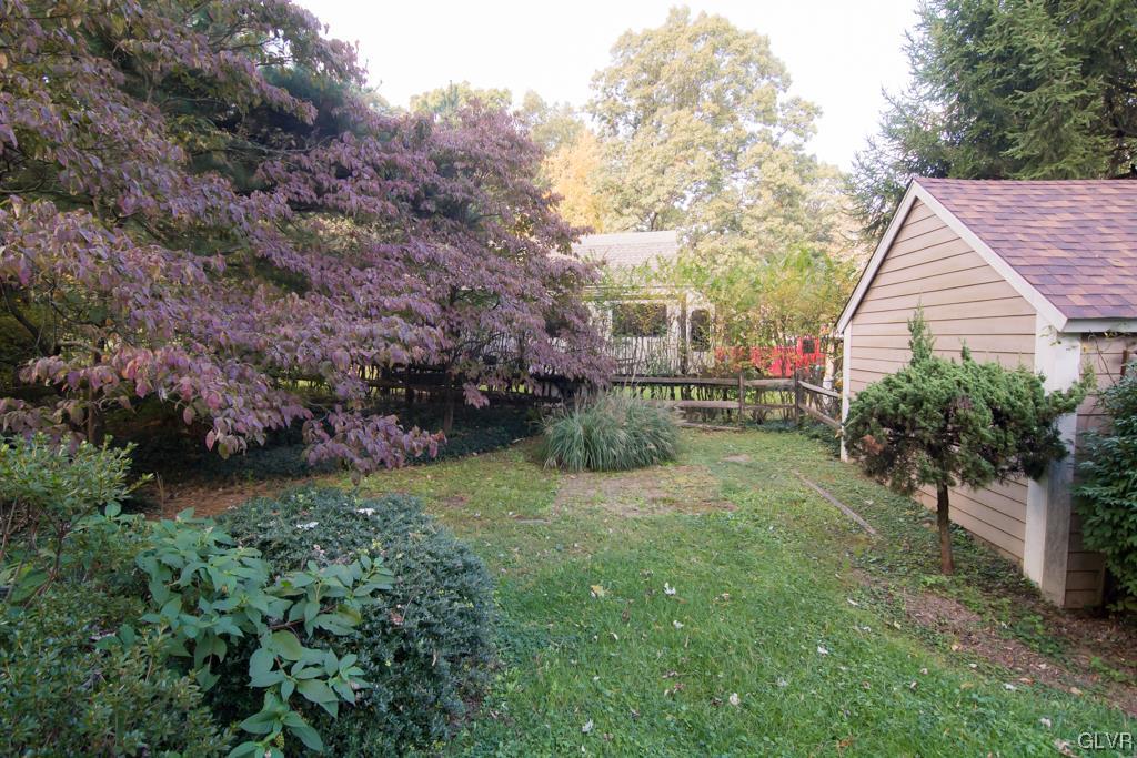 6464 Chestnut Hill Road