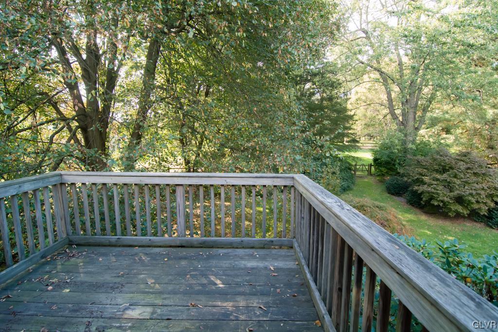 6464 Chestnut Hill Road