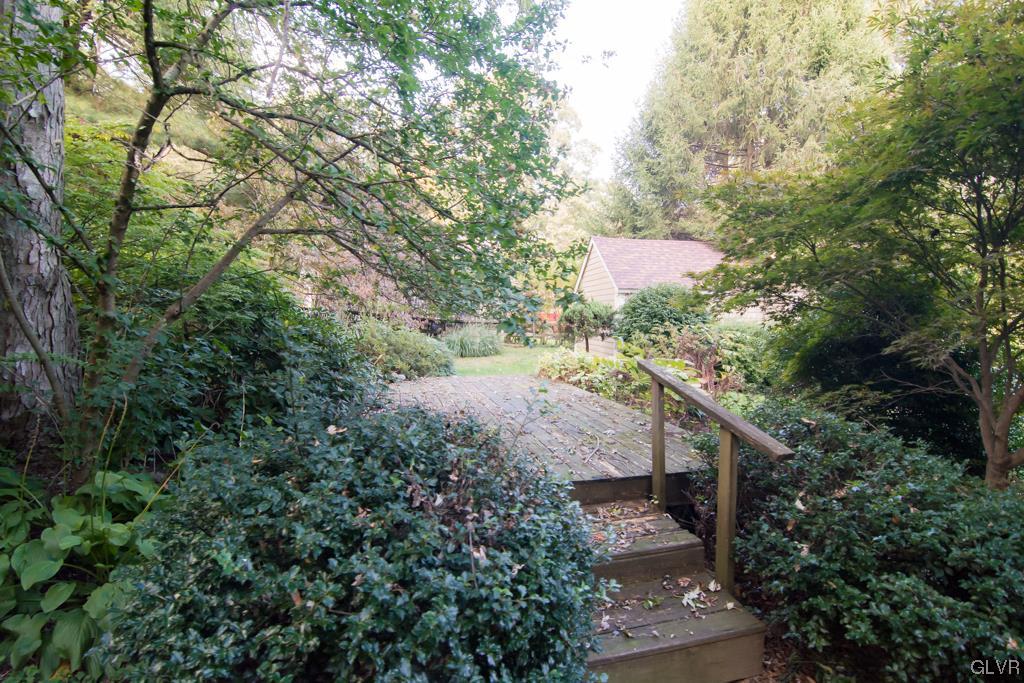 6464 Chestnut Hill Road