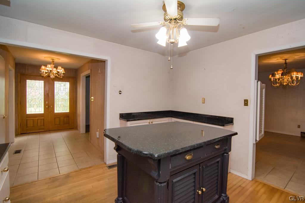 6464 Chestnut Hill Road