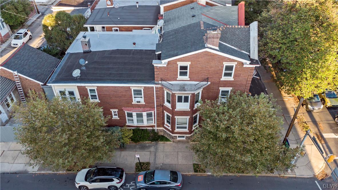 1653 West Linden Street