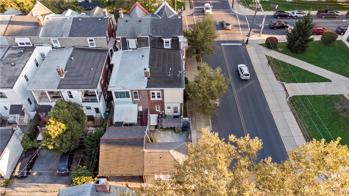 1653 West Linden Street