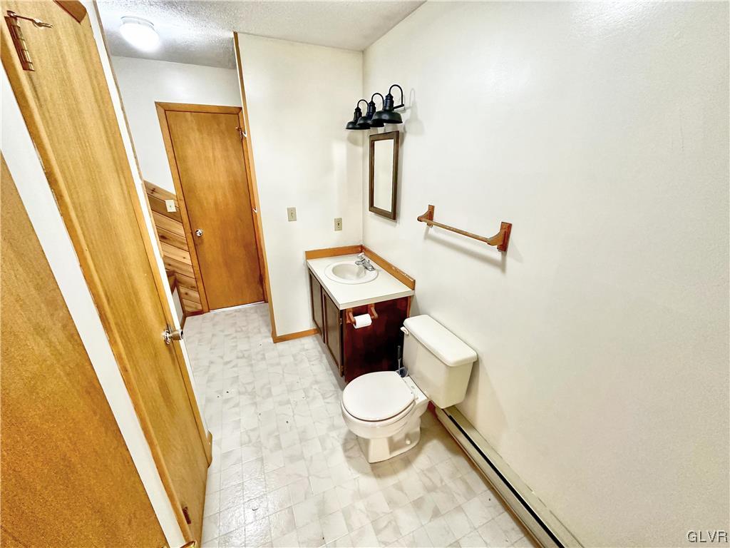 6467 Decker Road