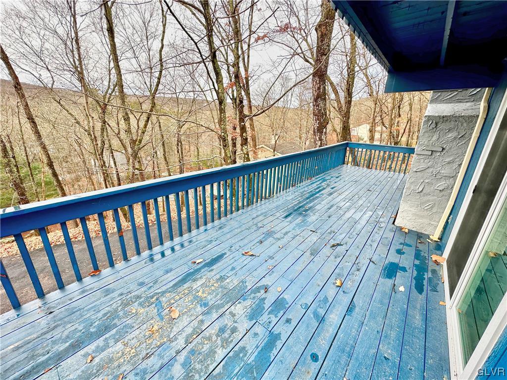 6467 Decker Road