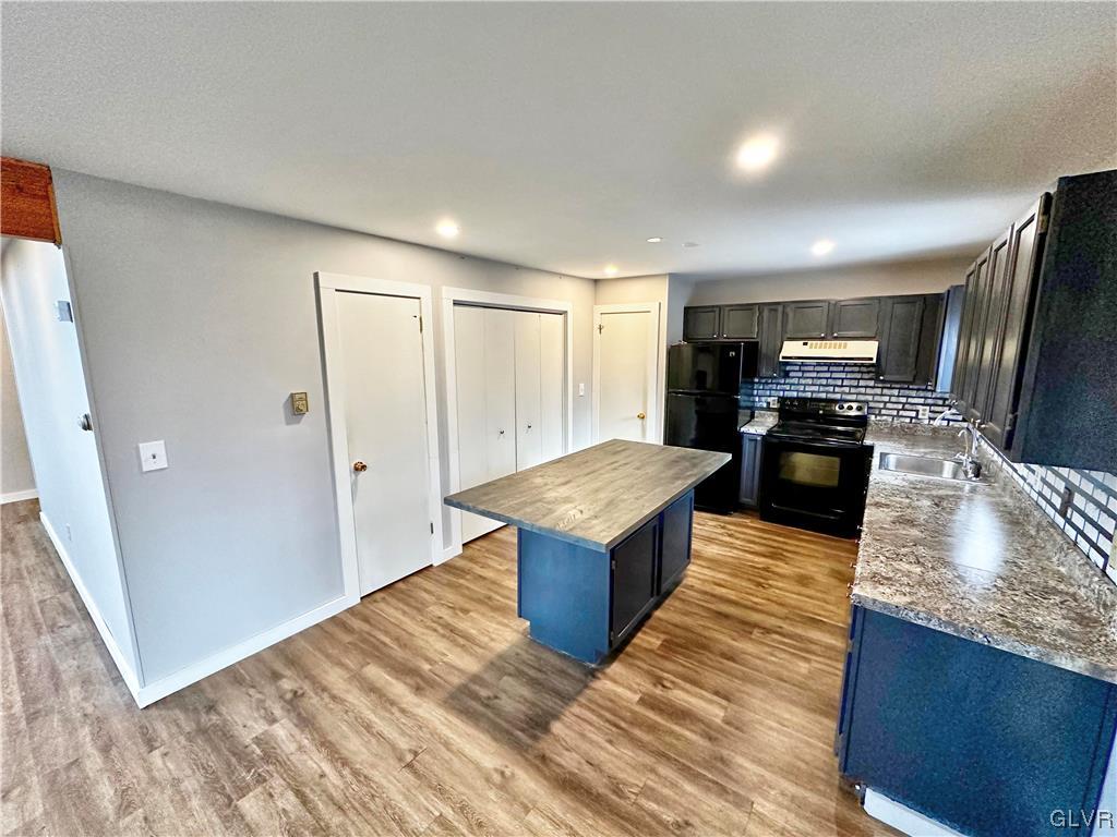 6467 Decker Road