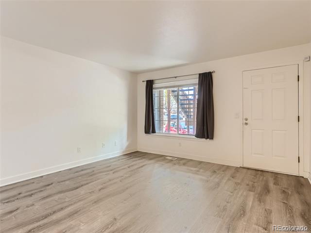 165 S Sable Boulevard Unit: R19