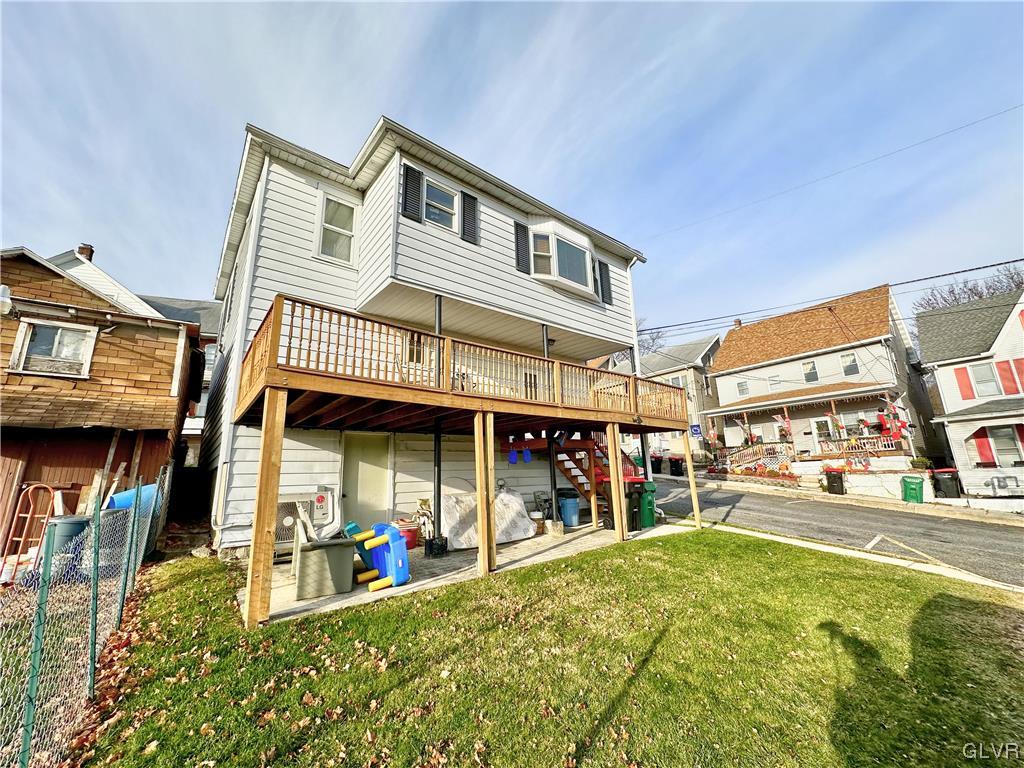 223 Carbon Street
