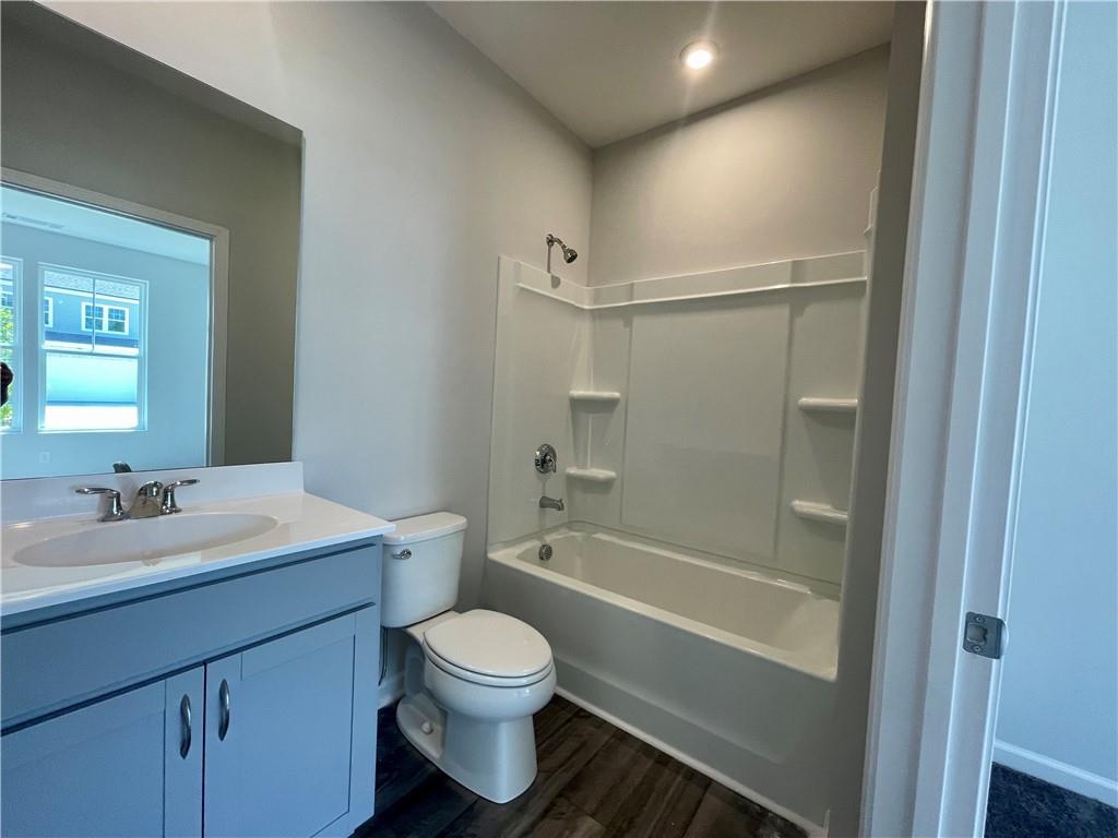 1374 Creekside Circle NW (#24)