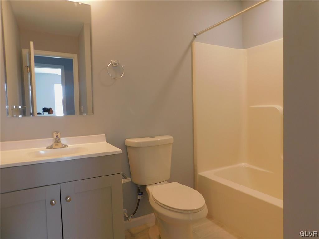 2015 East Livingston Street