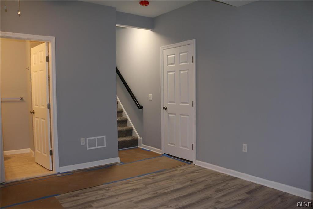 2015 East Livingston Street