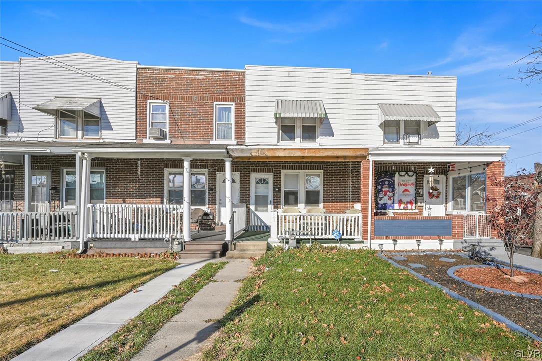 933 West Cedar Street