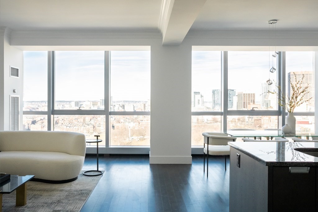 110 Stuart Street # 26E