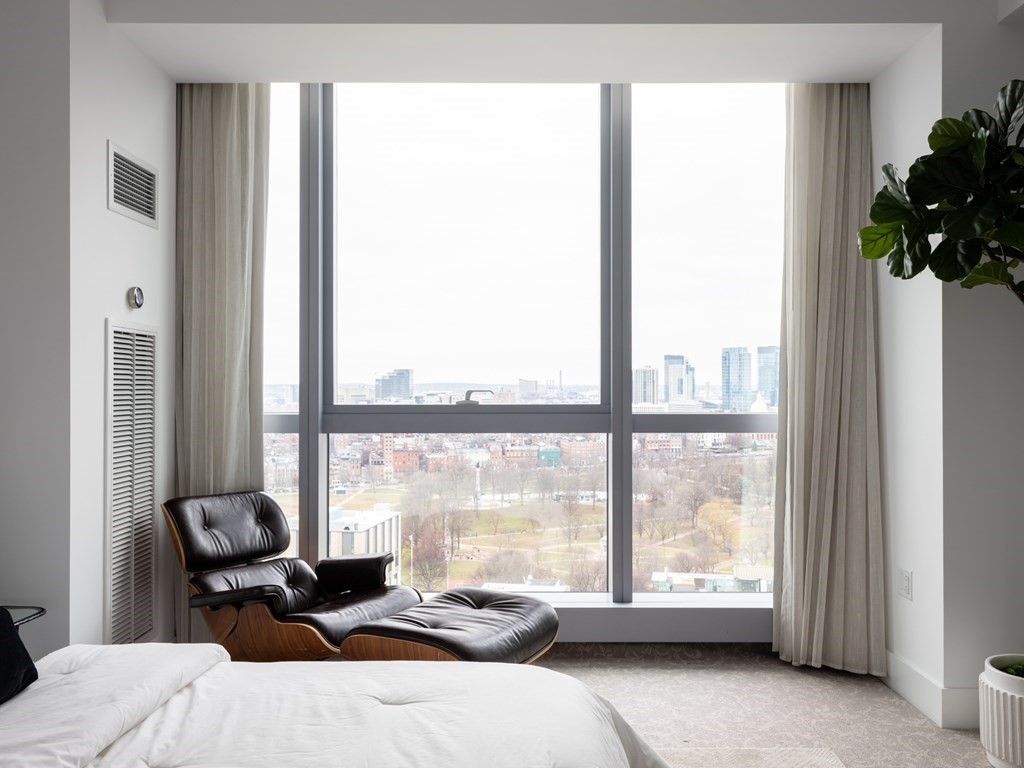 110 Stuart Street # 26E