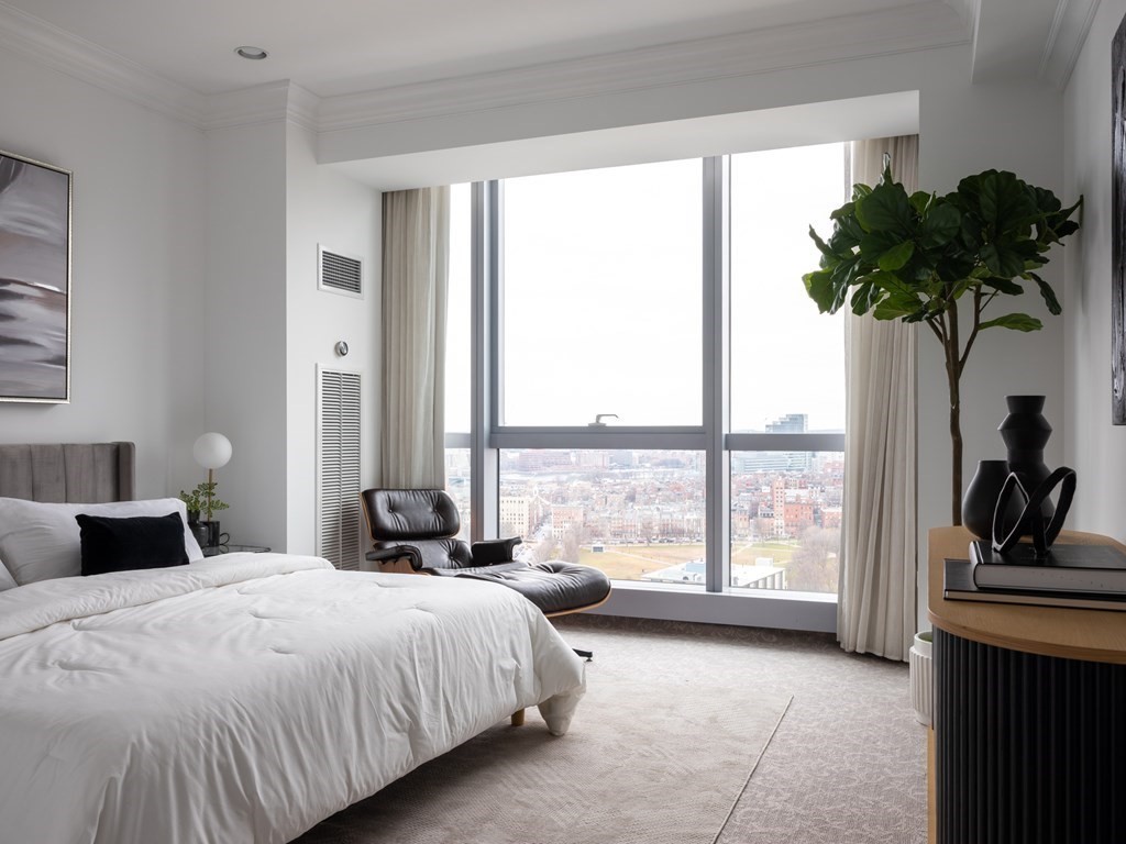 110 Stuart Street # 26E