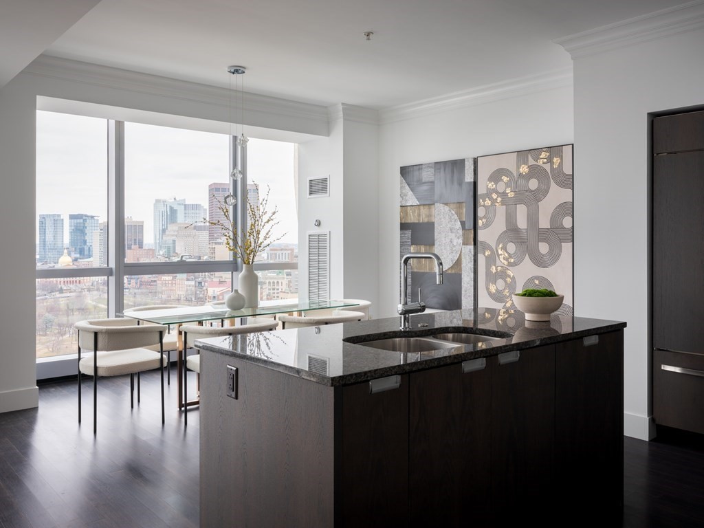 110 Stuart Street # 26E