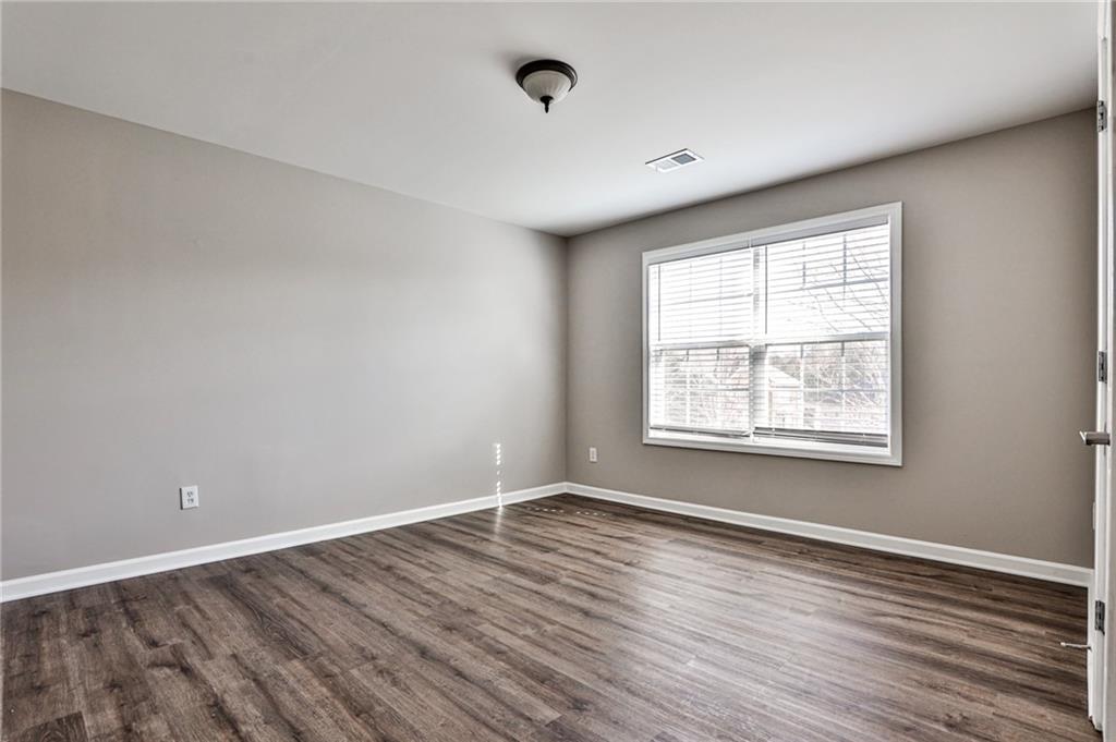 530 Gracelyn Court SW