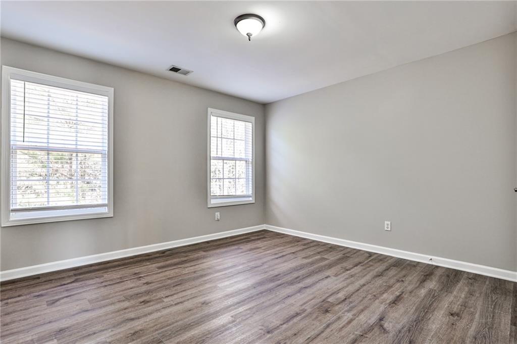 530 Gracelyn Court SW