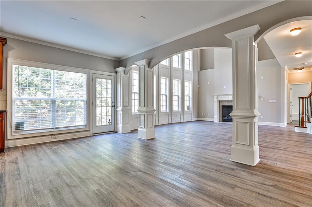 530 Gracelyn Court SW