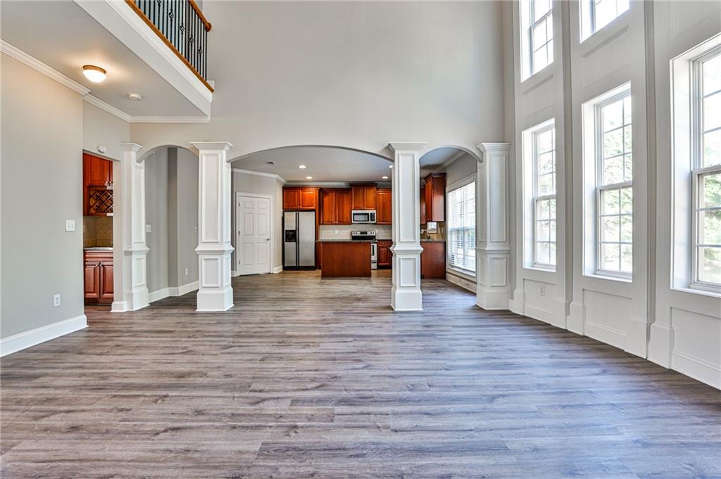 530 Gracelyn Court SW