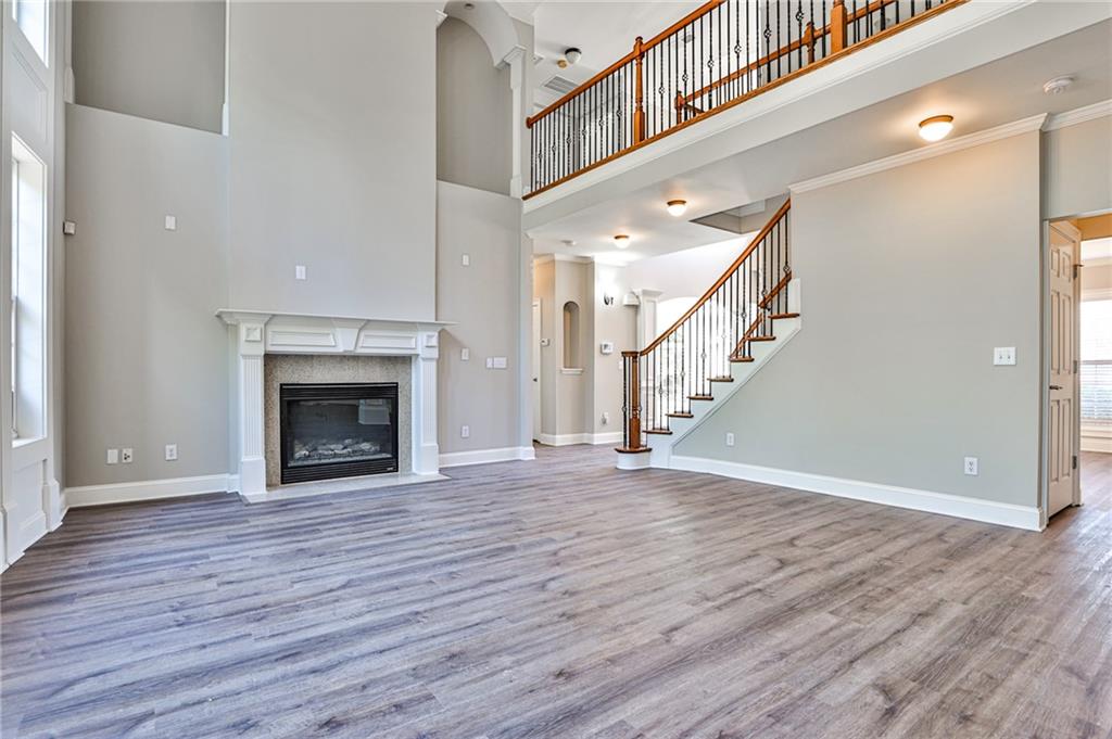 530 Gracelyn Court SW