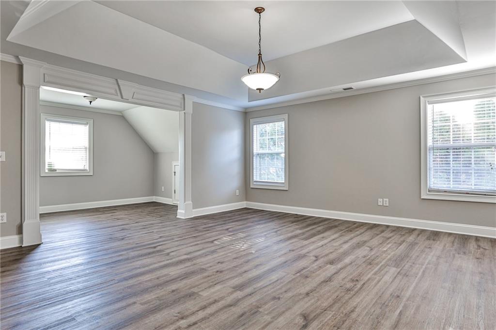 530 Gracelyn Court SW