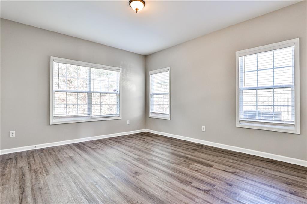 530 Gracelyn Court SW