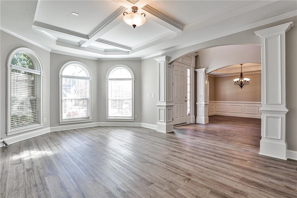 530 Gracelyn Court SW