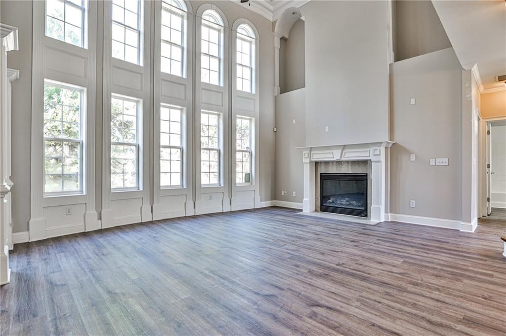 530 Gracelyn Court SW