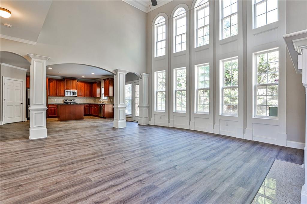 530 Gracelyn Court SW