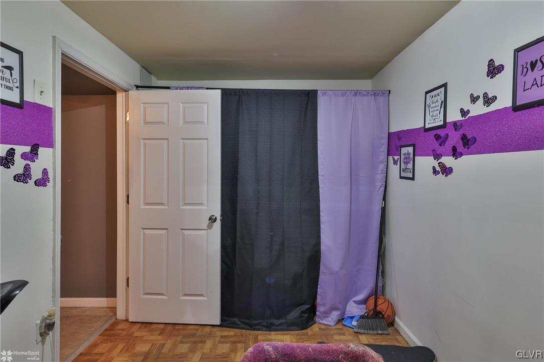 1220 East 5Th Street