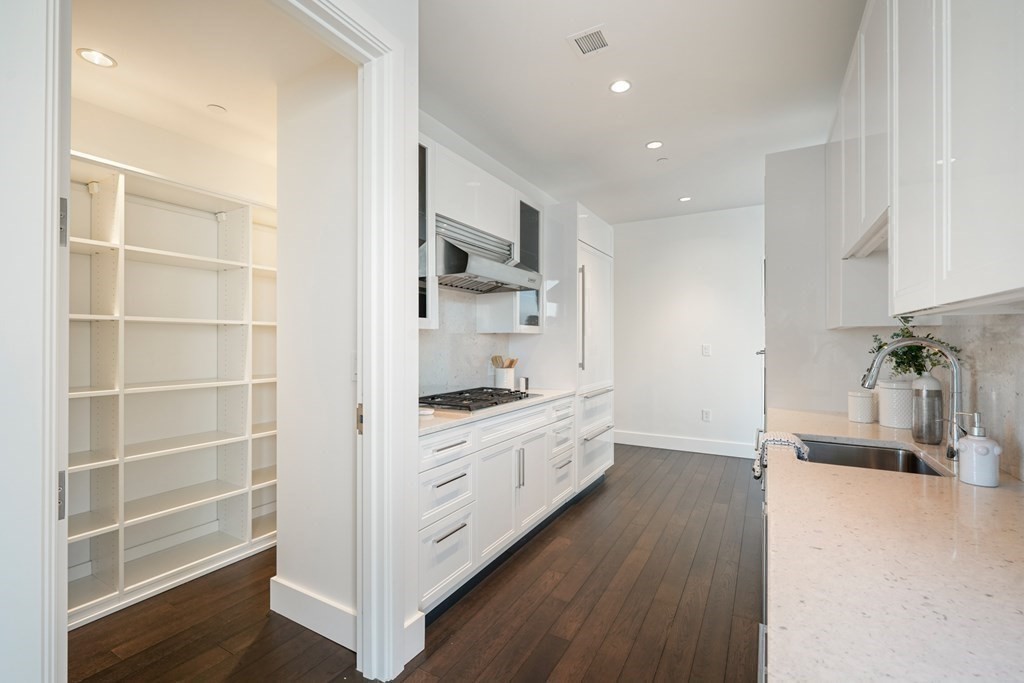 22 Liberty Drive # 7A
