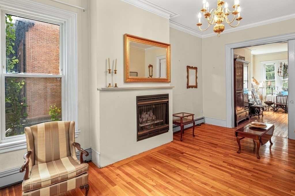 8 Auburn St