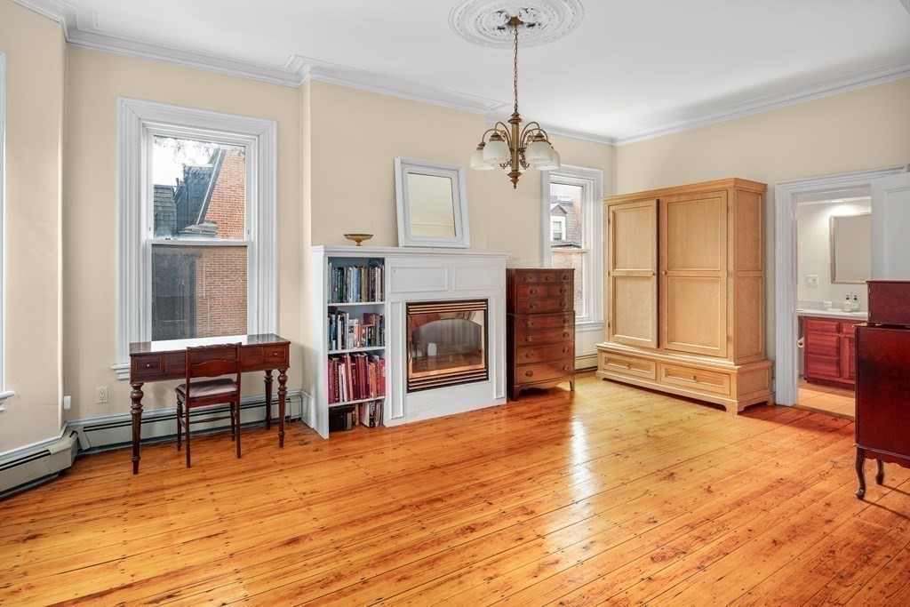 8 Auburn St