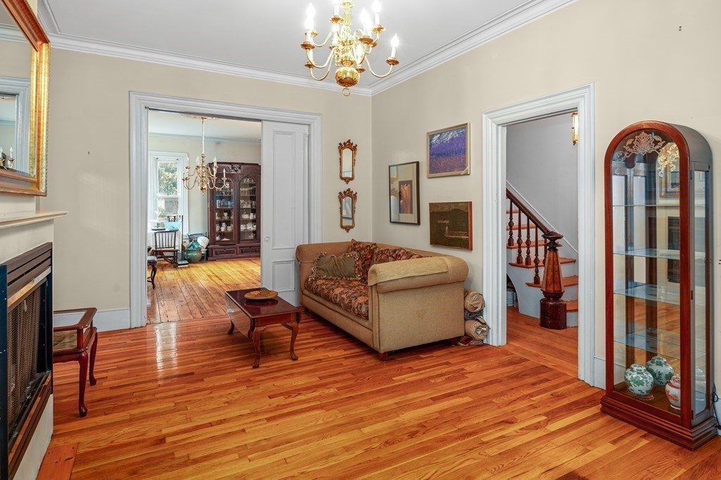 8 Auburn St