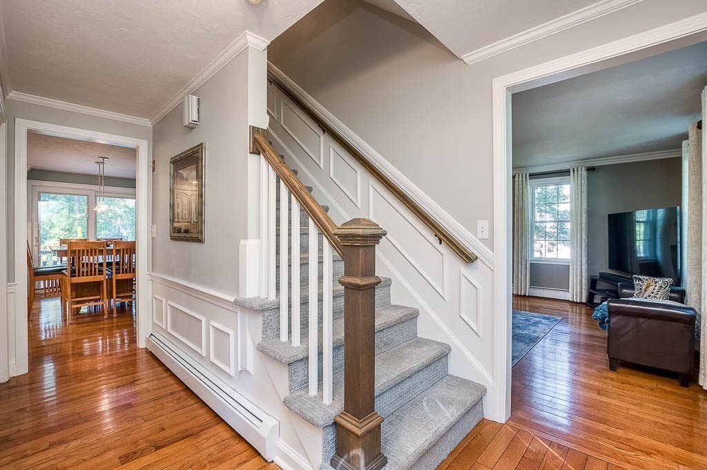 16 Creeping Jenny Ln