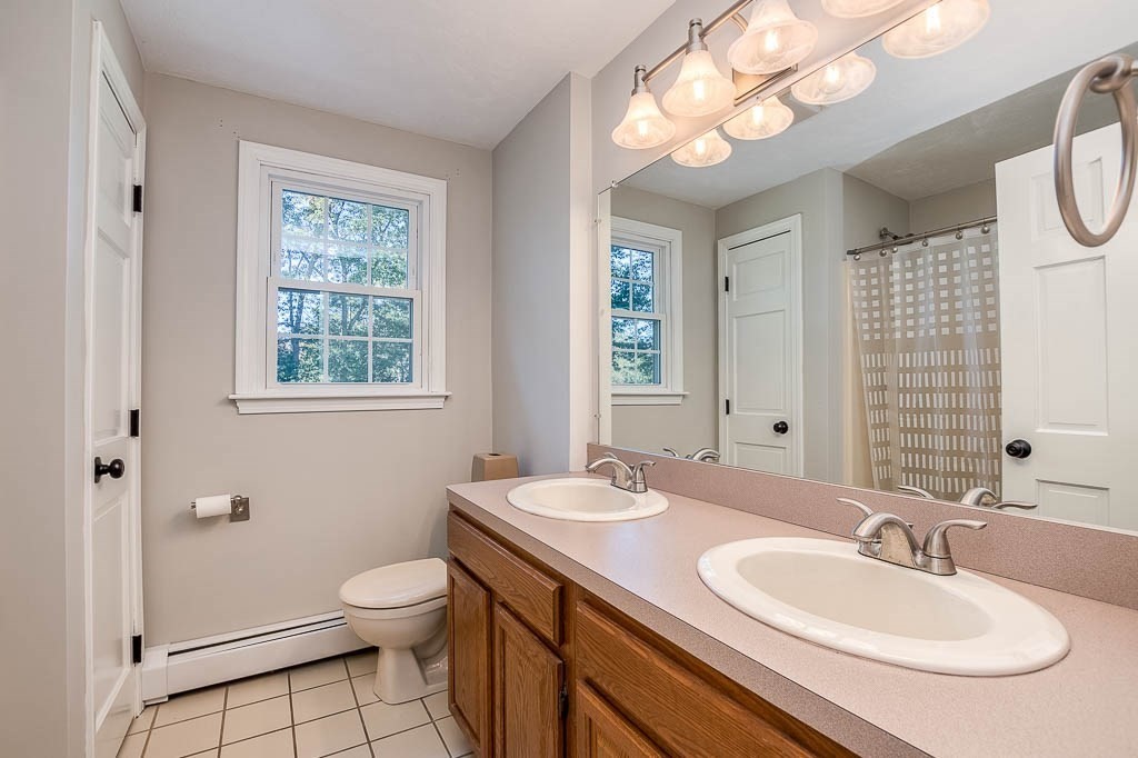 16 Creeping Jenny Ln