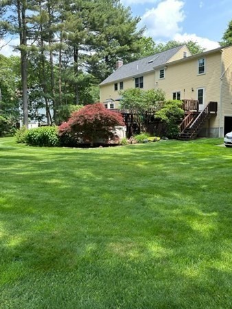 16 Creeping Jenny Ln