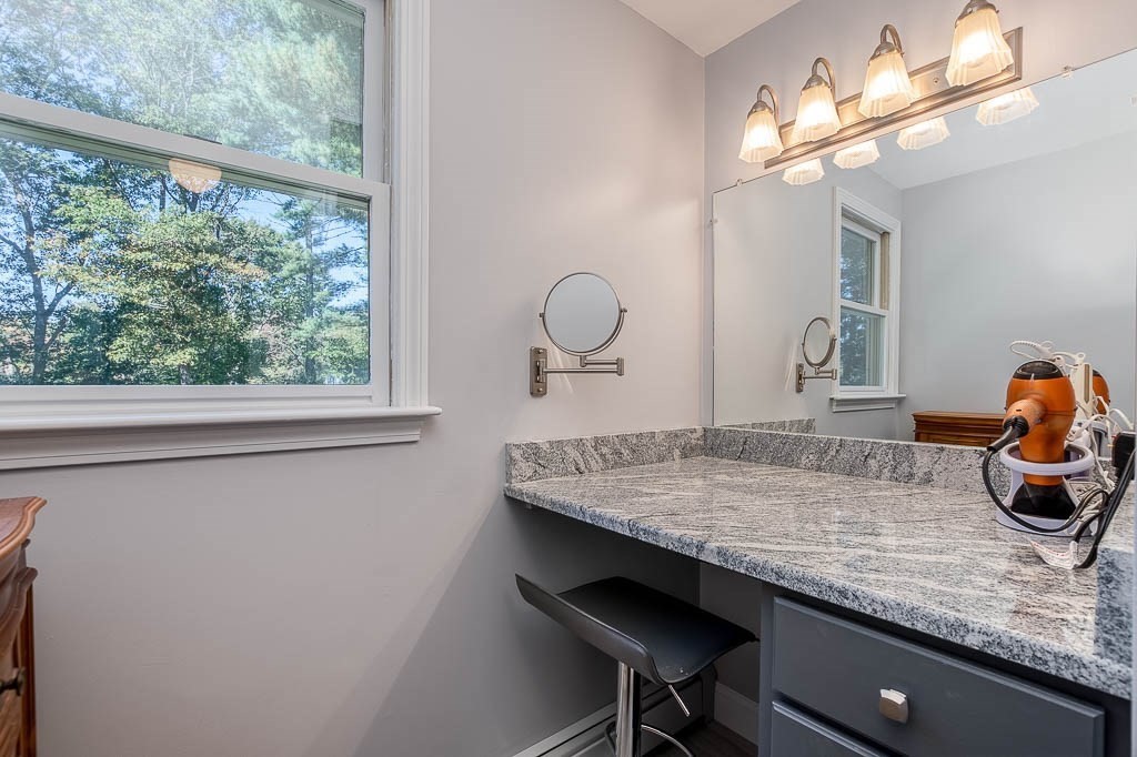 16 Creeping Jenny Ln